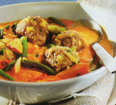 Orientalna zupa curry