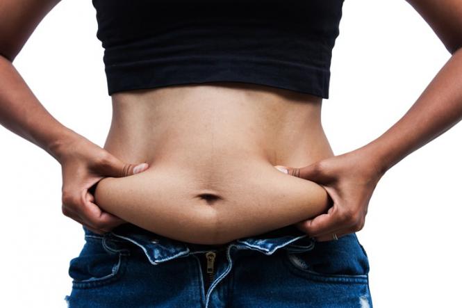 Produkty, które pomogą pozbyć się nadmiaru tłuszczu trzewnego (wokół brzucha)